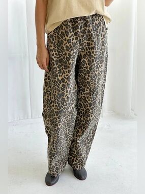 Le Bon Shoppe Arc Pants - Leopard